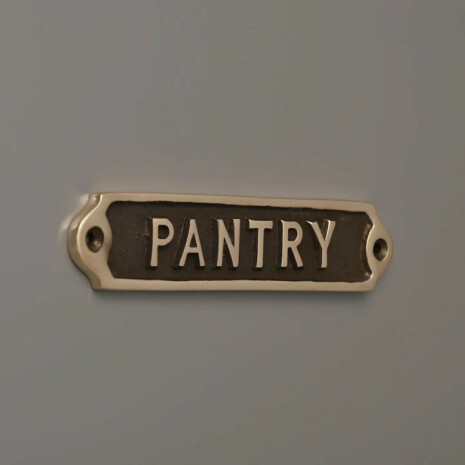Skylt "Pantry" - Mssing
