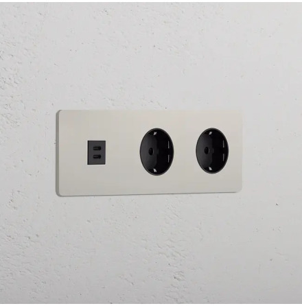 Eluttag dubbelt + USB-C Nickel/Svart